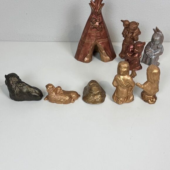 Vintage Handmade Ceramic Native American Children Nativity Set 9 Pieces - Picture 5 of 7